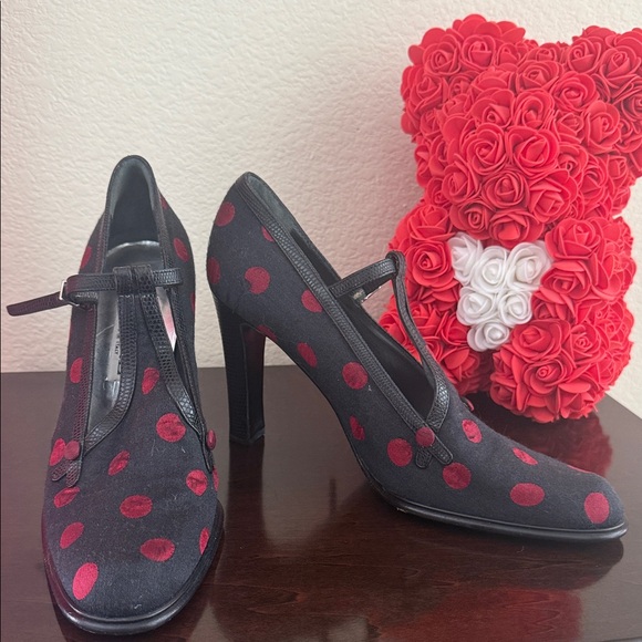 Gianfranco Ferre Shoes - Size 40 Gianfranco Ferre made in Italy Black and Red Polka Dot Heels